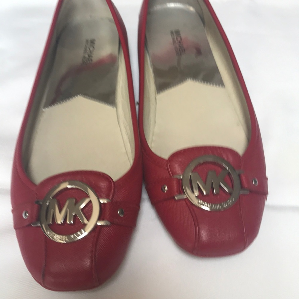 Shoes - Picture 3 of 3